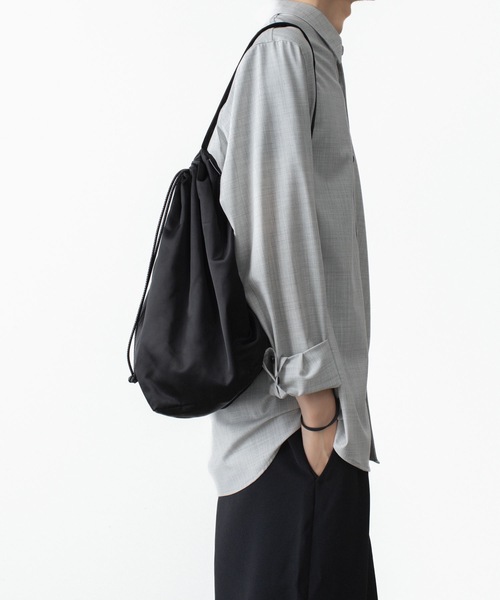 ATTACHMENT バケットバッグ　ナイロン ブラック ナイロン バケットバッグ / NYLON BUCKET BAG（ショルダーバッグ