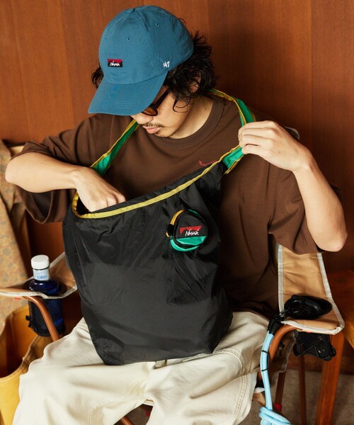 NANGA(ナンガ)の「NANGA × FREAK'S STORE/ナンガ × フリークスストア 別注 POCKETABLE SHOULDER BAG ポケッタブル ショルダーバッグ(ショルダーバッグ・メンズ・サックスブルー/ブラック/グレー/イエロー・ONE SIZE)」の12枚目の写真