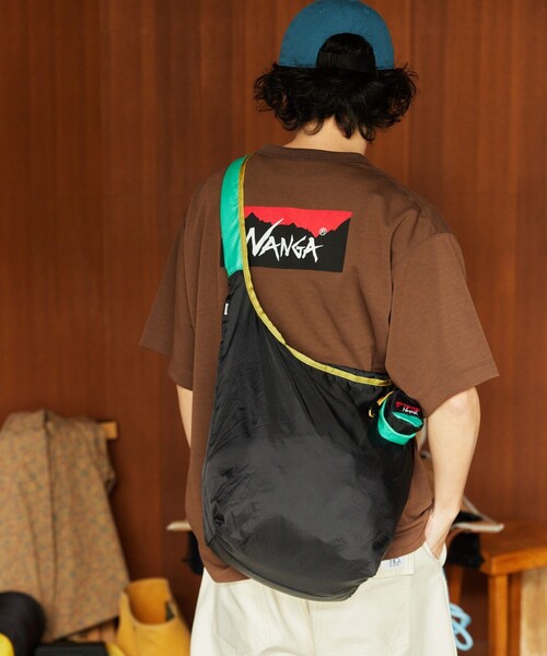 NANGA（ナンガ）の「NANGA × FREAK'S STORE/ナンガ × フリークスストア 別注 POCKETABLE SHOULDER BAG ポケッタブル ショルダーバッグ（ショルダーバッグ・メンズ・サックスブルー/ブラック/グレー/イエロー・ONE SIZE）」の16枚目の写真
