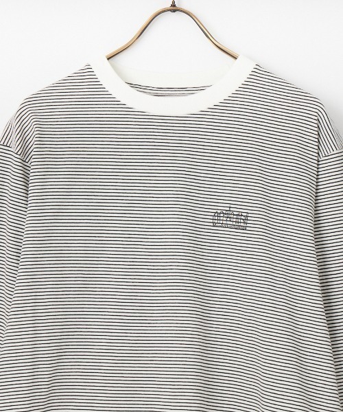 Manhattan Portage（マンハッタンポーテージ）の「[MANHATTAN PORTAGE/マンハッタンポーテージ] スカイラインロゴ ボーダー ロングスリーブTシャツ（Tシャツ/カットソー・レディース・ホワイト/ブラック・M/L/XL）」の9枚目の写真