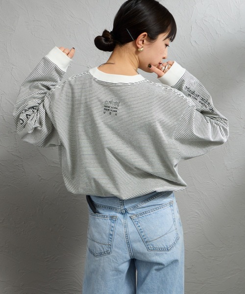 Manhattan Portage（マンハッタンポーテージ）の「[MANHATTAN PORTAGE/マンハッタンポーテージ] スカイラインロゴ ボーダー ロングスリーブTシャツ（Tシャツ/カットソー・レディース・ホワイト/ブラック・M/L/XL）」の16枚目の写真