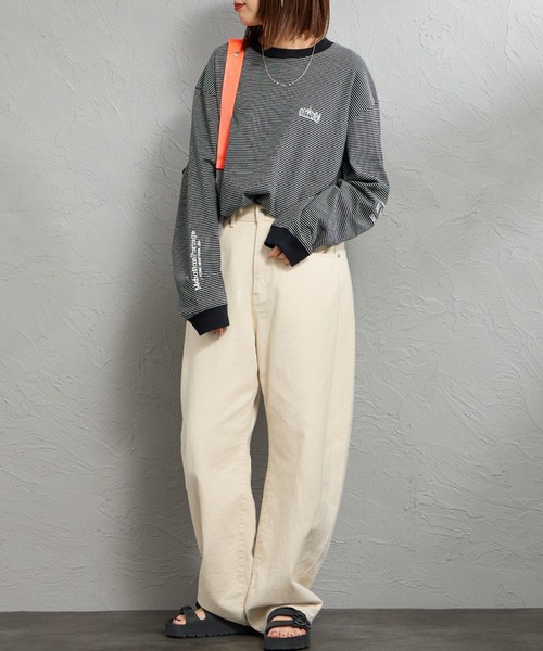 Manhattan Portage（マンハッタンポーテージ）の「[MANHATTAN PORTAGE/マンハッタンポーテージ] スカイラインロゴ ボーダー ロングスリーブTシャツ（Tシャツ/カットソー・レディース・ホワイト/ブラック・M/L/XL）」の14枚目の写真