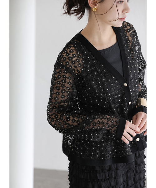 La TOTALITE（ラトータリテ）の「【洗える】フラワーレースカーディガン（カーディガン/ボレロ・レディース・ホワイト/ブラック・FREE）」の12枚目の写真