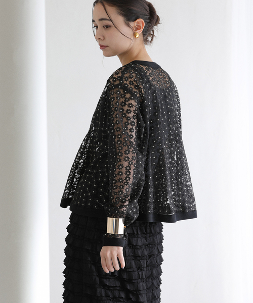 La TOTALITE（ラトータリテ）の「【洗える】フラワーレースカーディガン（カーディガン/ボレロ・レディース・ホワイト/ブラック・FREE）」の13枚目の写真