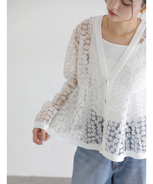 La TOTALITE（ラトータリテ）の「【洗える】フラワーレースカーディガン（カーディガン/ボレロ・レディース・ホワイト/ブラック・FREE）」の20枚目の写真