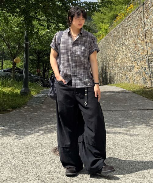 INTEMPOMOOD(インテンポムード)の「ソーホー ワイド コットンパンツ_ブラック(その他パンツ・メンズ・ブラック・MEDIUM/LARGE/X-LARGE)」の18枚目の写真