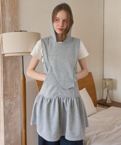 Birthday room(バースデイルーム)の「フード付きスウェットワンピ/Hooded sweatshirt dress(ワンピース・レディース・ブラック/グレー・FREE)」の12枚目の写真