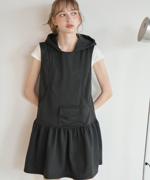 Birthday room(バースデイルーム)の「フード付きスウェットワンピ/Hooded sweatshirt dress(ワンピース・レディース・ブラック/グレー・FREE)」の6枚目の写真