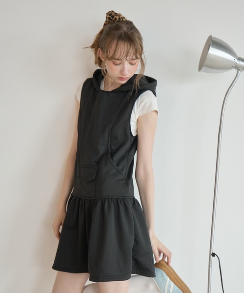 Birthday room(バースデイルーム)の「フード付きスウェットワンピ/Hooded sweatshirt dress(ワンピース・レディース・ブラック/グレー・FREE)」の10枚目の写真