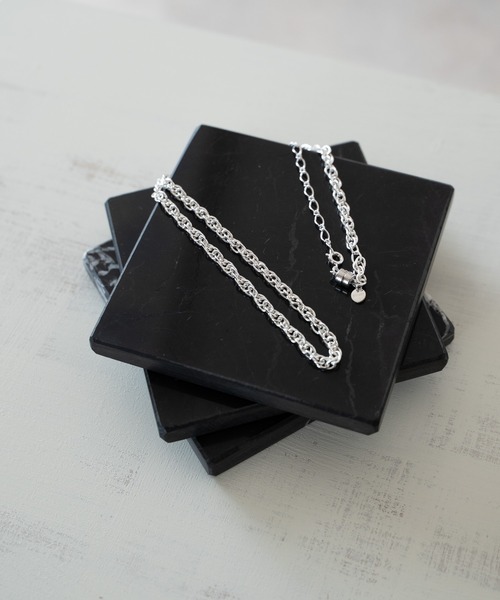 ネックレス　マグネット式 SPIRAL CHAIN MAG NECKLACE スパイラルチェーンマグネットネックレス