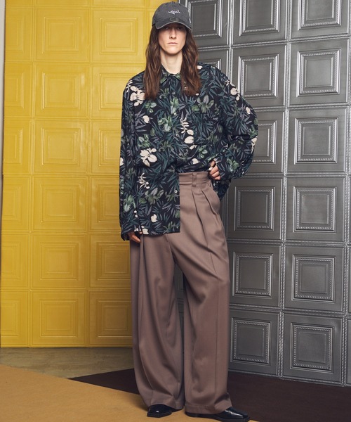 MAISON SPECIAL(メゾンスペシャル)の「《UNISEX》Clear Trichotine Two-tuck Prime-Wide Slacks/クリアトリコチンプライムワイドツータックスラックス【MAISON SPECIAL/メゾンスペシャル】■セットアップ対応■(スラックス・メンズ・ネイビー/グレイッシュベージュ/ブラック・2/1/0)」の7枚目の写真