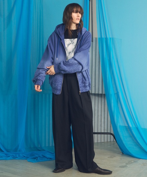 MAISON SPECIAL(メゾンスペシャル)の「《UNISEX》Clear Trichotine Two-tuck Prime-Wide Slacks/クリアトリコチンプライムワイドツータックスラックス【MAISON SPECIAL/メゾンスペシャル】■セットアップ対応■(スラックス・メンズ・ネイビー/グレイッシュベージュ/ブラック・2/1/0)」の5枚目の写真