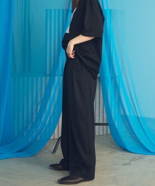 MAISON SPECIAL(メゾンスペシャル)の「《UNISEX》Clear Trichotine Two-tuck Prime-Wide Slacks/クリアトリコチンプライムワイドツータックスラックス【MAISON SPECIAL/メゾンスペシャル】■セットアップ対応■(スラックス・メンズ・ネイビー/グレイッシュベージュ/ブラック・2/1/0)」の12枚目の写真