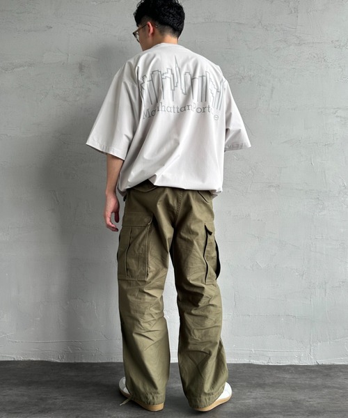 Manhattan Portage（マンハッタンポーテージ）の「【WEB先行予約】[MANHATTAN PORTAGE/マンハッタンポーテージ] 別注 4WAYストレッチ バックプリントTシャツ（Tシャツ/カットソー・レディース・ライトグレー/チャコール/ブラック・XL/L/M）」の15枚目の写真