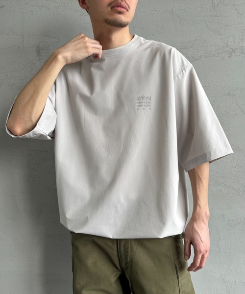 Manhattan Portage（マンハッタンポーテージ）の「【WEB先行予約】[MANHATTAN PORTAGE/マンハッタンポーテージ] 別注 4WAYストレッチ バックプリントTシャツ（Tシャツ/カットソー・レディース・ライトグレー/チャコール/ブラック・XL/L/M）」の16枚目の写真