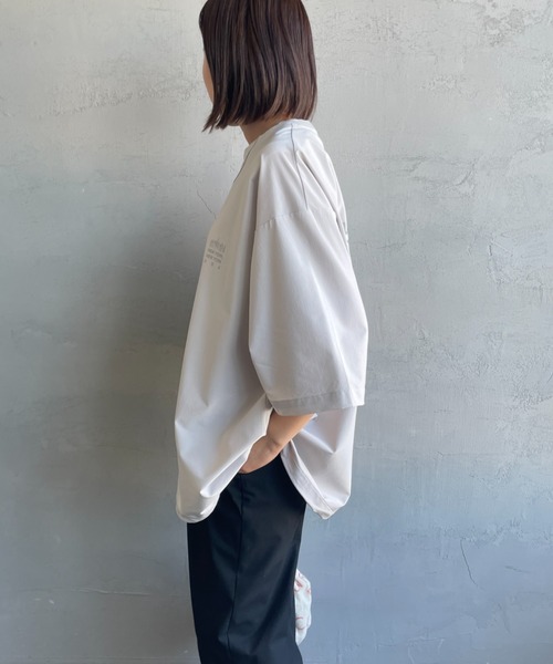 Manhattan Portage（マンハッタンポーテージ）の「【WEB先行予約】[MANHATTAN PORTAGE/マンハッタンポーテージ] 別注 4WAYストレッチ バックプリントTシャツ（Tシャツ/カットソー・レディース・ライトグレー/チャコール/ブラック・XL/L/M）」の9枚目の写真