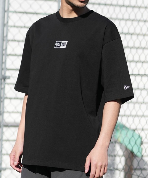 NEW ERA(ニューエラ)の「NEW ERA/ニューエラ 半袖 Tシャツ オーバーサイズド コットン Box Logo Embroidery(Tシャツ/カットソー・メンズ・ホワイト/ブラック・XL/L/M/XXL)」の2枚目の写真