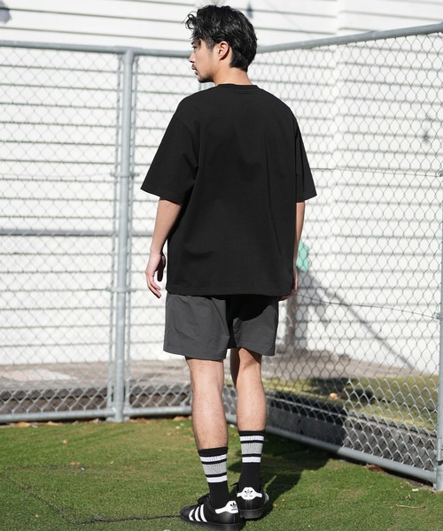NEW ERA(ニューエラ)の「NEW ERA/ニューエラ 半袖 Tシャツ オーバーサイズド コットン Box Logo Embroidery(Tシャツ/カットソー・メンズ・ホワイト/ブラック・XL/L/M/XXL)」の6枚目の写真