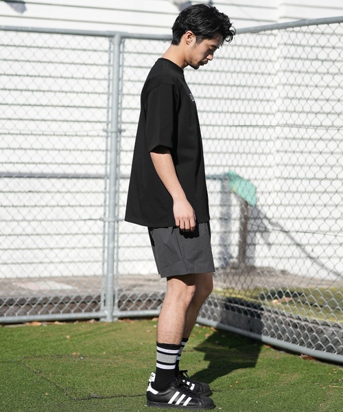 NEW ERA(ニューエラ)の「NEW ERA/ニューエラ 半袖 Tシャツ オーバーサイズド コットン Box Logo Embroidery(Tシャツ/カットソー・メンズ・ホワイト/ブラック・XL/L/M/XXL)」の8枚目の写真