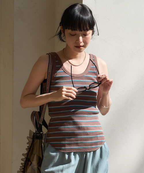 FREAK'S STORE（フリークスストア）の「ワッフル 2WAY ヘンリーネック タンクトップ（タンクトップ・レディース・ブラック/チャコール/ブラウン/ナチュラル/オフホワイト・ﾌﾘ-）」の16枚目の写真