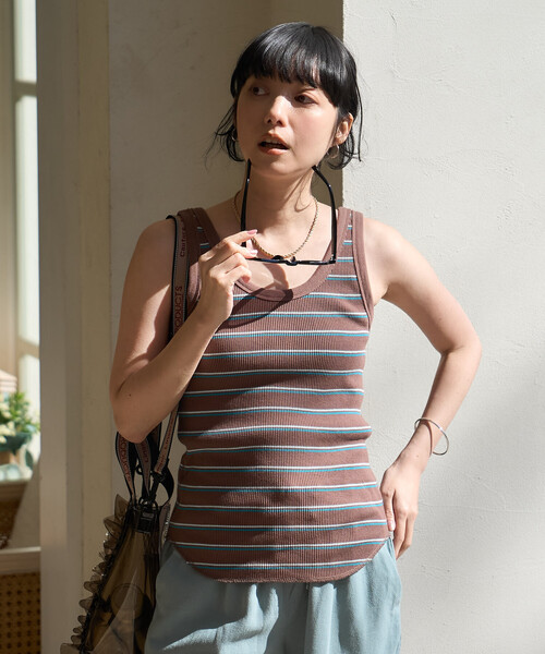 FREAK'S STORE（フリークスストア）の「ワッフル 2WAY ヘンリーネック タンクトップ（タンクトップ・レディース・ブラック/チャコール/ブラウン/ナチュラル/オフホワイト・ﾌﾘ-）」の17枚目の写真