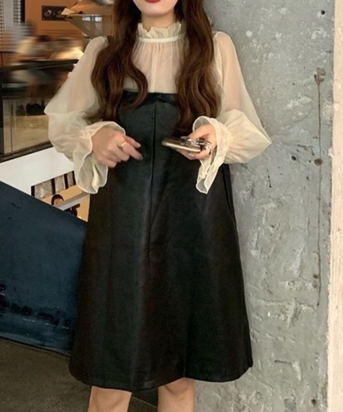 SallyLunn(サリーラン)の「シアーフリルネックボリュームスリーブブラウス(シャツ/ブラウス・レディース・アイボリー・X-LARGE/MEDIUM/LARGE)」の4枚目の写真