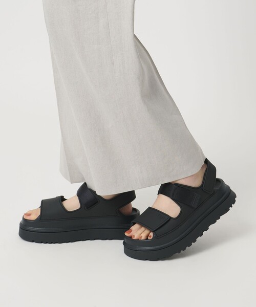 UGG(アグ)の「<UGG> W GOLDENGLOW(サンダル・レディース・ナチュラル/ブラック・23cm/24cm/25cm/22cm)」の4枚目の写真