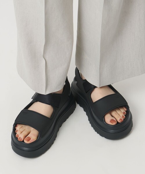 UGG(アグ)の「<UGG> W GOLDENGLOW(サンダル・レディース・ナチュラル/ブラック・23cm/24cm/25cm/22cm)」の5枚目の写真