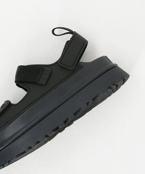 UGG(アグ)の「<UGG> W GOLDENGLOW(サンダル・レディース・ナチュラル/ブラック・23cm/24cm/25cm/22cm)」の13枚目の写真