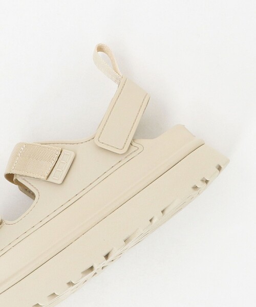 UGG(アグ)の「<UGG> W GOLDENGLOW(サンダル・レディース・ナチュラル/ブラック・23cm/24cm/25cm/22cm)」の16枚目の写真