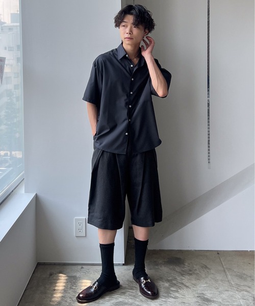 SINSS(シンス)の「Cross tuck wide shorts / クロスタックワイドショーツ(スラックス・メンズ・ブラック系その他/グレー系その他・MEDIUM/SMALL/X-SMALL/LARGE)」の16枚目の写真