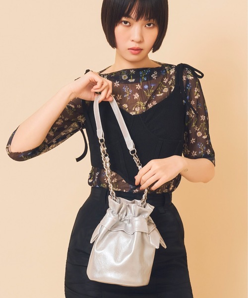 Casselini(キャセリーニ)の「Casselini(キャセリーニ)ラッフルバッグ(ショルダーバッグ・レディース・ライム/ブラック/シルバー・FREE)」の14枚目の写真