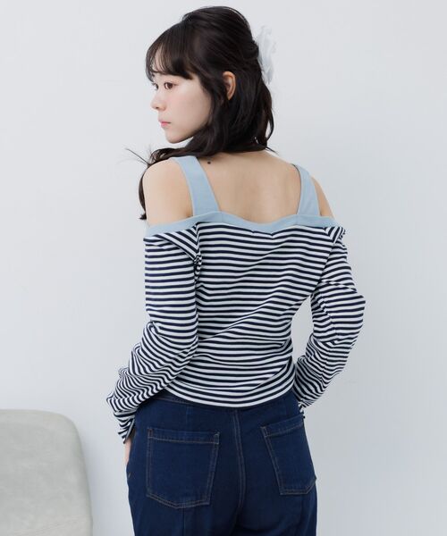 ems excite(エムズエキサイト)の「オフショルボーダーカットソー(Tシャツ/カットソー・レディース・ピンク/ホワイト系その他/ダークブルー・FREE)」の4枚目の写真