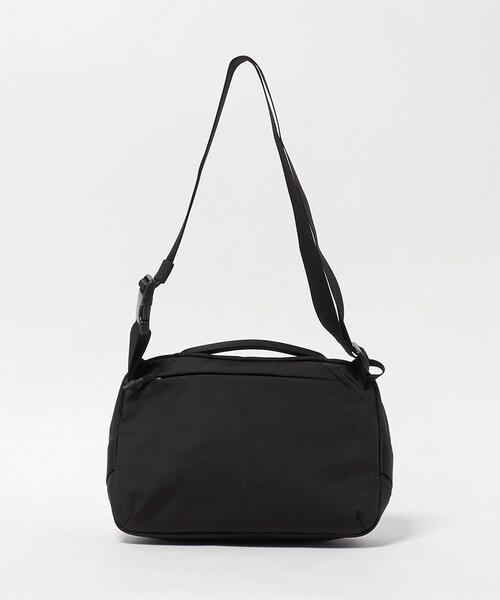 Aer（エアー）の「＜Aer＞デイ スリング 4 MAX ショルダー バッグ（ショルダーバッグ・メンズ・ブラック・FREE）」の3枚目の写真