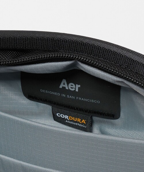 Aer（エアー）の「＜Aer＞デイ スリング 4 MAX ショルダー バッグ（ショルダーバッグ・メンズ・ブラック・FREE）」の11枚目の写真