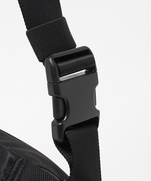 Aer（エアー）の「＜Aer＞デイ スリング 4 MAX ショルダー バッグ（ショルダーバッグ・メンズ・ブラック・FREE）」の15枚目の写真