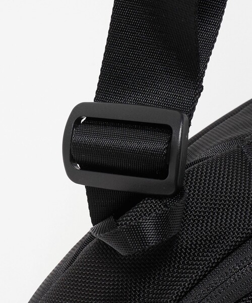 Aer（エアー）の「＜Aer＞デイ スリング 4 MAX ショルダー バッグ（ショルダーバッグ・メンズ・ブラック・FREE）」の17枚目の写真