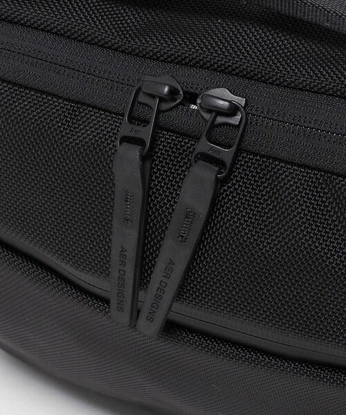 Aer（エアー）の「＜Aer＞デイ スリング 4 MAX ショルダー バッグ（ショルダーバッグ・メンズ・ブラック・FREE）」の18枚目の写真