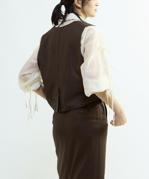 CONVERSE TOKYO(コンバーストウキョウ)の「【HL】LINEN LIKE SHORT VEST(ベスト・レディース・ブラウン/グレー・FREE)」の7枚目の写真