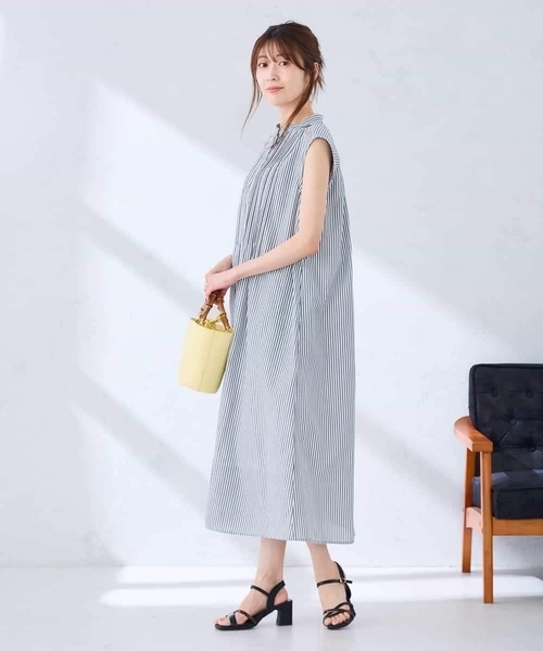 a.v.v(アーヴェヴェ)の「フレアシャツワンピース(ワンピース・レディース・ブラック/ネイビー・38/40)」の12枚目の写真