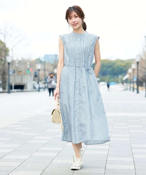 a.v.v(アーヴェヴェ)の「フレアシャツワンピース(ワンピース・レディース・ブラック/ネイビー・38/40)」の18枚目の写真