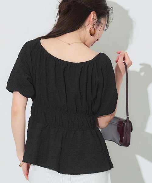 coca(coca)(コカ)の「クロスシャーリングパフスリーブトップス(Tシャツ/カットソー・レディース・アイボリー/ブラック・S/M/L)」の9枚目の写真
