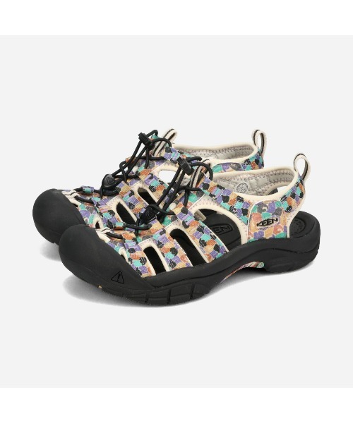 KEEN(キーン)の「KEEN WOMEN NEWPORT RETRO / キーン ウィメンズ ニューポート レトロ / 1032195(サンダル・レディース・マルチ・25.5cm/25cm/24.5cm/24cm/23.5cm/23cm/22.5cm)」の1枚目の写真