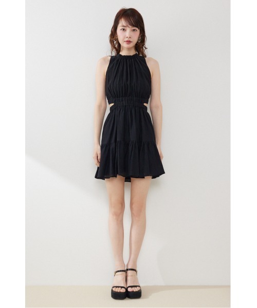 rienda（リエンダ）の「【女神ワンピース】ホルターネックギャザーミニフレアワンピース 夏服（ワンピース・レディース・アイボリー/ブラック/グレー系その他/マルチ/ホワイト系その他/ピンク・SMALL/MEDIUM）」の10枚目の写真