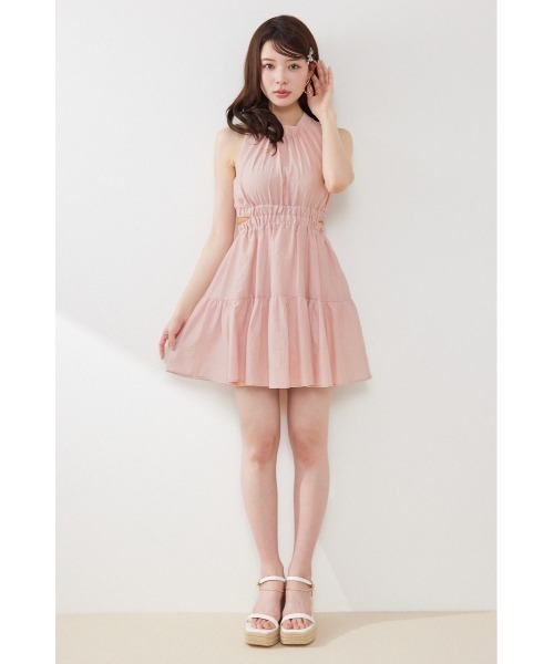 rienda（リエンダ）の「【女神ワンピース】ホルターネックギャザーミニフレアワンピース 夏服（ワンピース・レディース・アイボリー/ブラック/グレー系その他/マルチ/ホワイト系その他/ピンク・SMALL/MEDIUM）」の18枚目の写真