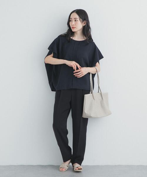 URBAN RESEARCH DOORS(アーバンリサーチドアーズ)の「センタータックコクーンブラウス(シャツ/ブラウス・レディース・パープル系その他/ベージュ系その他/ネイビー・FREE)」の15枚目の写真