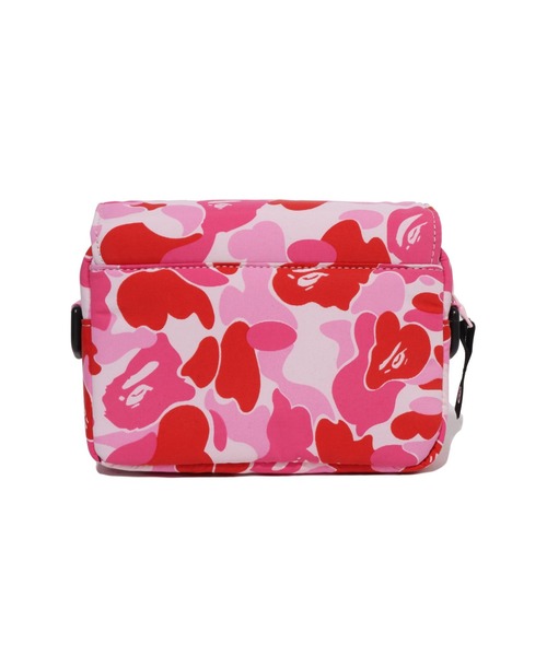 A BATHING APE(アベイシングエイプ)の「ABC CAMO MINI SHOULDER BAG(ショルダーバッグ・メンズ・ピンク/グリーン/ブルー・FREE)」の12枚目の写真
