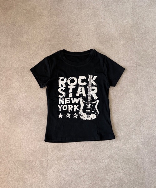 SHEPP（シープ）の「Y2K グラフィックロゴプリントピチTシャツ 半袖T（Tシャツ/カットソー・レディース・ブラック/ピンク/ホワイト/ネイビー・M/S）」の13枚目の写真