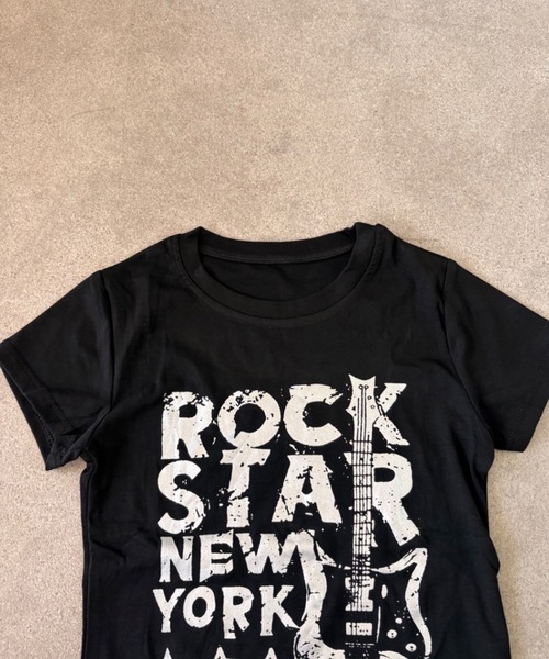SHEPP（シープ）の「Y2K グラフィックロゴプリントピチTシャツ 半袖T（Tシャツ/カットソー・レディース・ブラック/ピンク/ホワイト/ネイビー・M/S）」の14枚目の写真