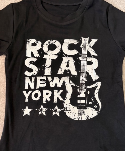 SHEPP（シープ）の「Y2K グラフィックロゴプリントピチTシャツ 半袖T（Tシャツ/カットソー・レディース・ブラック/ピンク/ホワイト/ネイビー・M/S）」の15枚目の写真